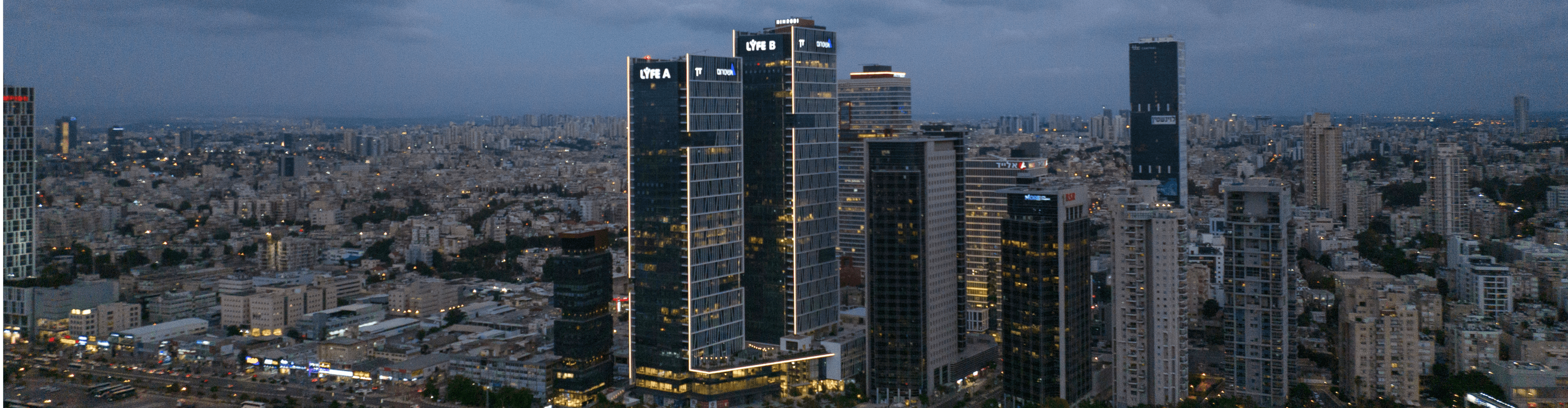 מגדלי לייף LYFE Towers